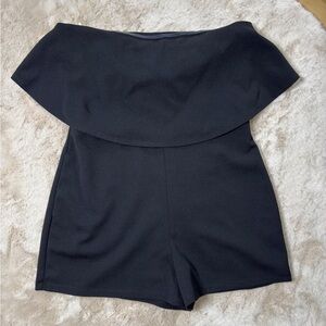 Size M / Black Strapless Short Romper